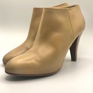 J CREW TAN LEATHER BOOTIE
